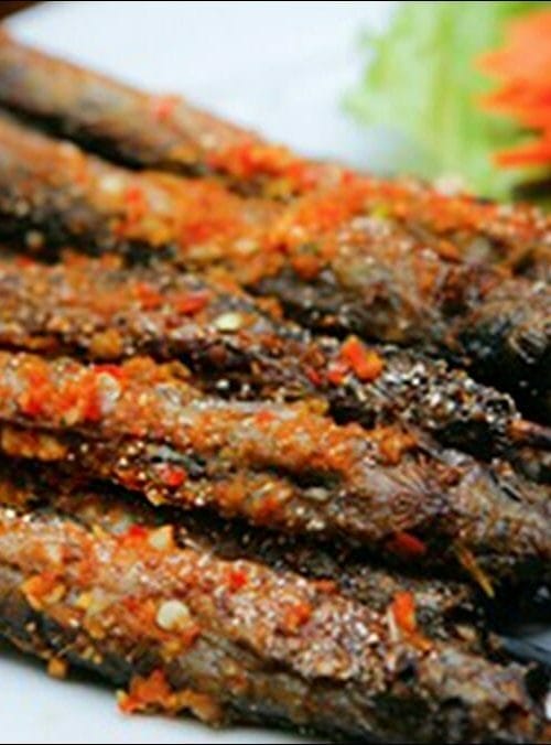 Cách làm cá kèo nướng muối ớt, nướng sa tế thơm lừng hấp dẫn tại nhà