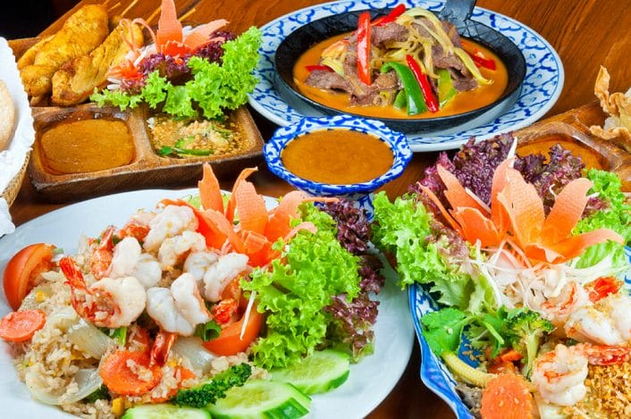 thai-food-3 - Rüen Thong Thai Restaurant