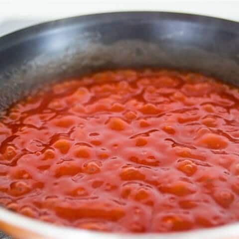 Làm nước sốt chua ngọt