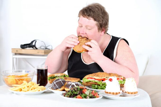 Thời gian ăn uống không phù hợp với nhịp điệu sinh học gây nên vấn đề gì?